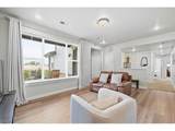 914 Schlagel St - Photo 6