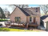 809 Charlotte St - Photo 2