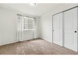 940 Scotch Pine Dr - Photo 15
