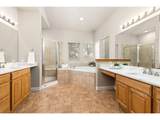 1001 Wyndemere Cir - Photo 20
