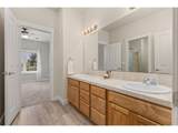 1001 Wyndemere Cir - Photo 25