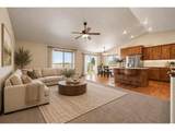 6886 Sumner St - Photo 3