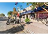 922 7th St - Photo 41