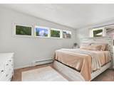 1654 Perry St - Photo 14