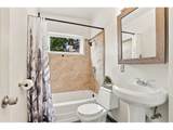 1654 Perry St - Photo 16