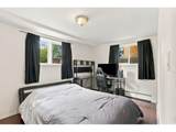 1654 Perry St - Photo 19