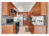 1654 Perry St - Photo 8