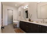 66 Blue Fortune Dr - Photo 18