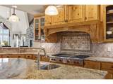 2075 Doyle Dr - Photo 10
