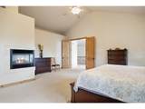2075 Doyle Dr - Photo 20