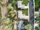 2542 Cambridge Dr - Photo 22