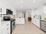1562 Spruce St - Photo 7