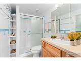 421 Howes St - Photo 11