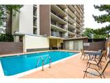 421 Howes St - Photo 16