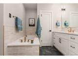 2552 Alameda Ave - Photo 25