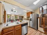 3182 Logan St - Photo 10
