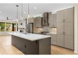1318 Perry St - Photo 10