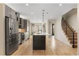 1318 Perry St - Photo 7