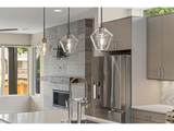 1318 Perry St - Photo 9