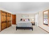 36 Clare Ct - Photo 32