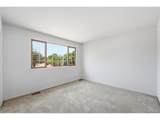 7670 Hudson St - Photo 23