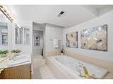 7670 Hudson St - Photo 33