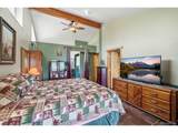 5581 Northwood Dr - Photo 25