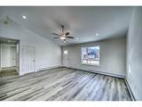 874 Hoover Cir - Photo 4
