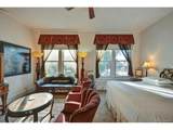 204 F St - Photo 3