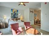 204 F St - Photo 8