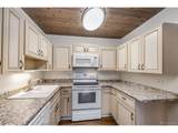 715 Clinton St - Photo 10