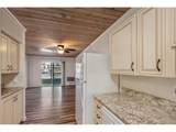 715 Clinton St - Photo 13