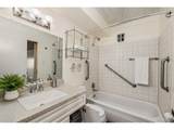715 Clinton St - Photo 21
