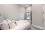 615 24th St - Photo 16