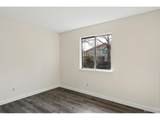529 Chiswick Cir - Photo 14