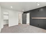 1590 Oak Pl - Photo 16