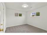1590 Oak Pl - Photo 19