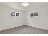 1590 Oak Pl - Photo 22