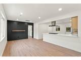 1590 Oak Pl - Photo 5