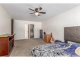 725 Clinton St - Photo 19