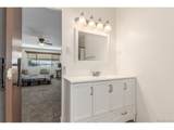 725 Clinton St - Photo 20