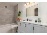 725 Clinton St - Photo 25
