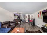 725 Clinton St - Photo 5