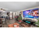 725 Clinton St - Photo 6
