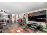 725 Clinton St - Photo 7