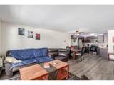 725 Clinton St - Photo 9