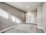 935 Pennsylvania St - Photo 19