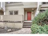 935 Pennsylvania St - Photo 2