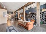 304 Victor Ave - Photo 11