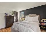 8555 Fairmount Dr - Photo 17